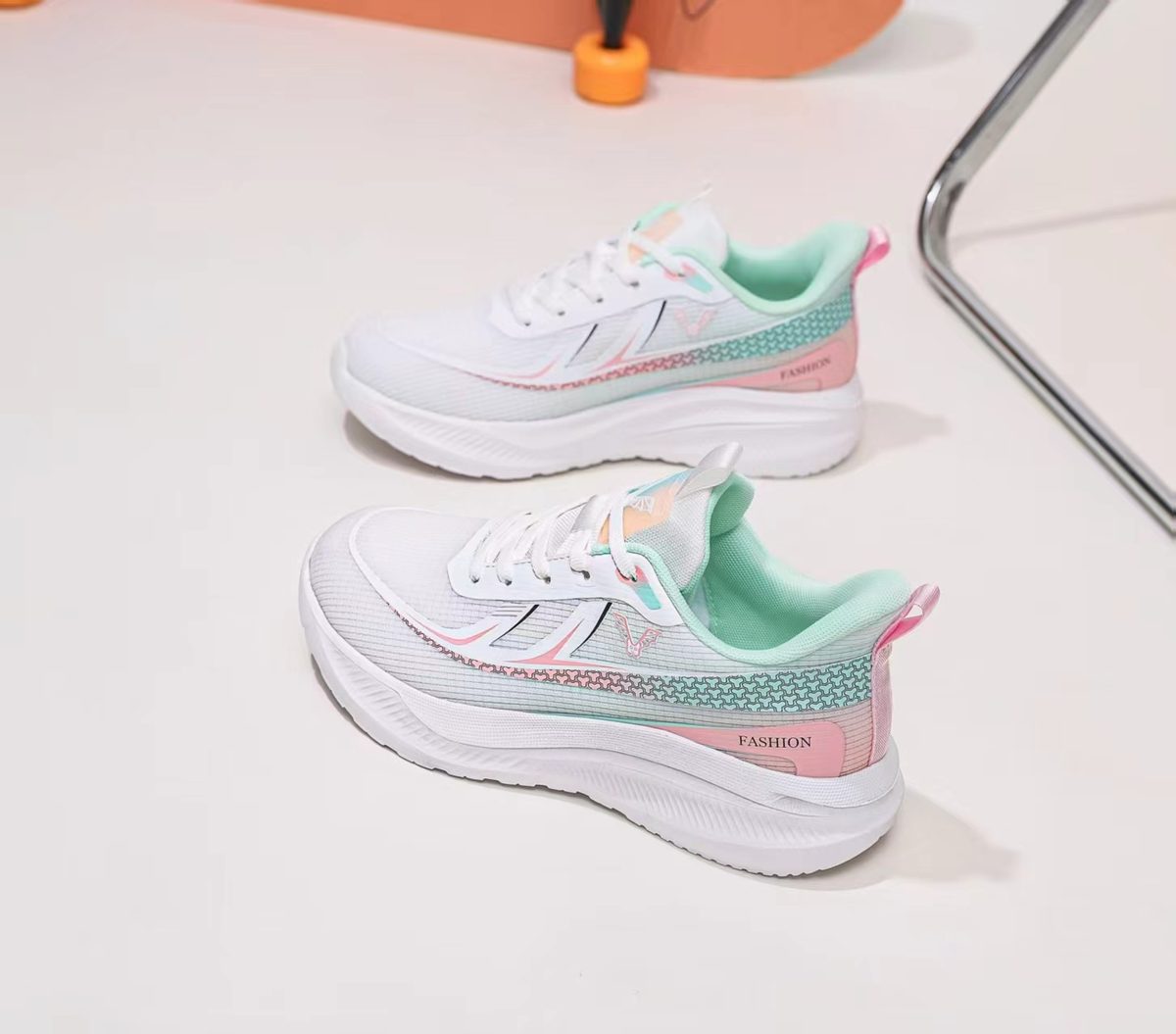 Exported casual shoes